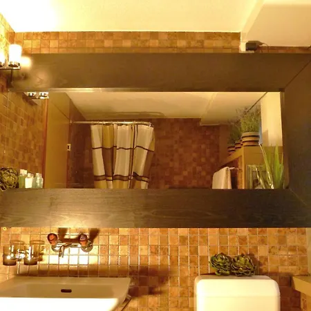 Charming Centre Of Apartment *